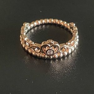 Rose gold heart crown ring
